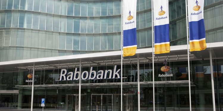 Rabobank adviseert winkeliers: ''Voorkom contante betalingen''