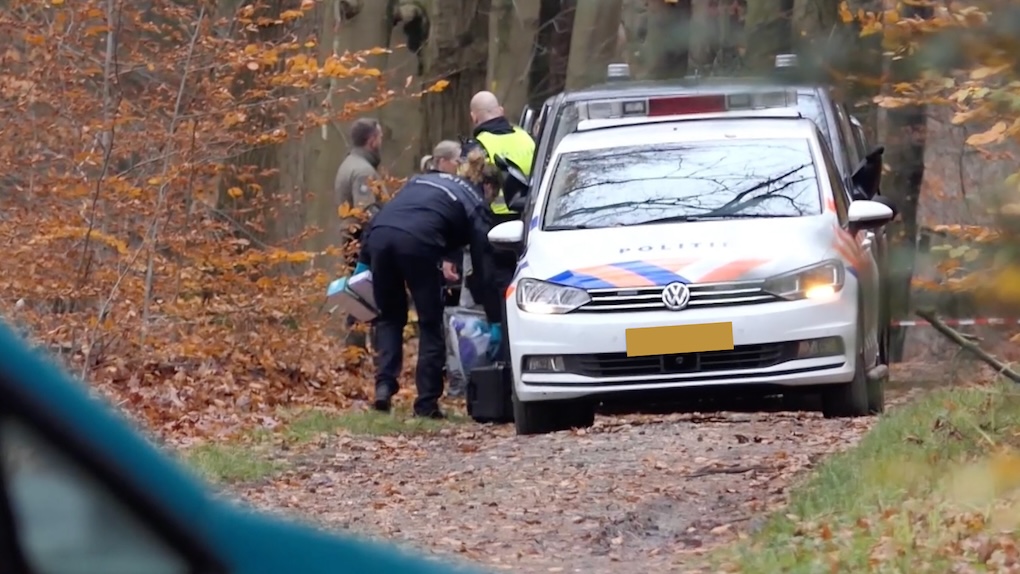 Man (55) die een week geleden verdween met zijn hond gevonden in het bos